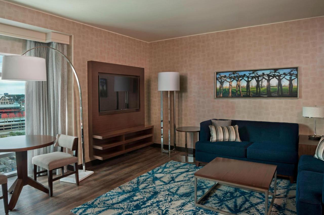 บัฟฟาโล แมริออท แอท เลคอม ฮาร์เบอร์เซ็นเตอร์ Hotel ภายนอก รูปภาพ